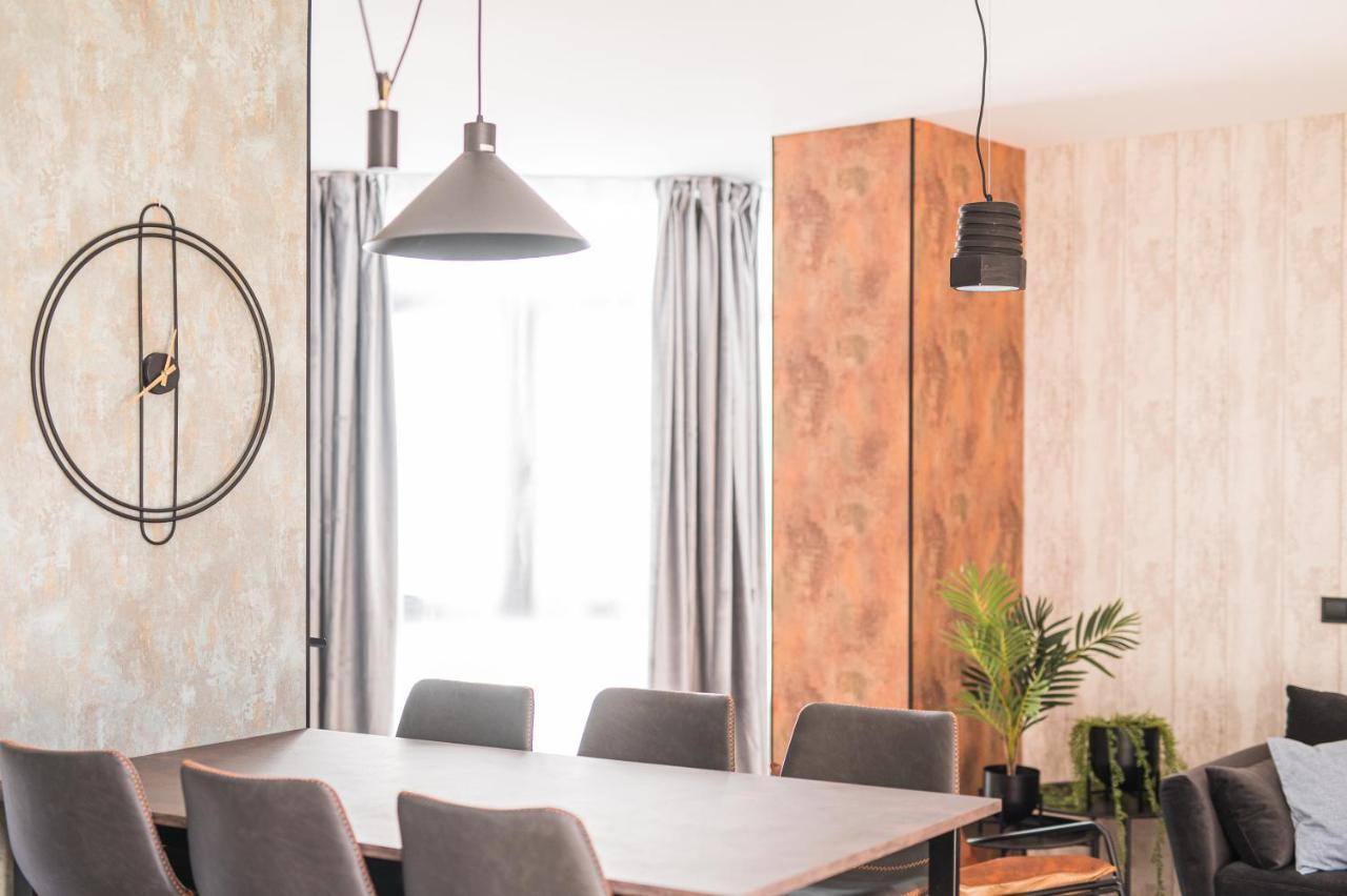 אלמריה Boutique Apartments- La Gloria 1908 מראה חיצוני תמונה